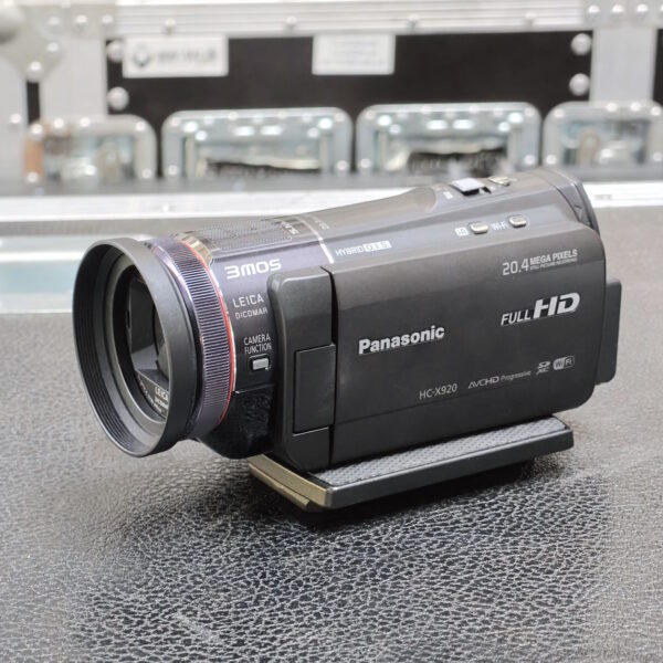 Videokamera | Panasonic HC-X920 | 1080p, 12x zoom, HDMI | med stativ